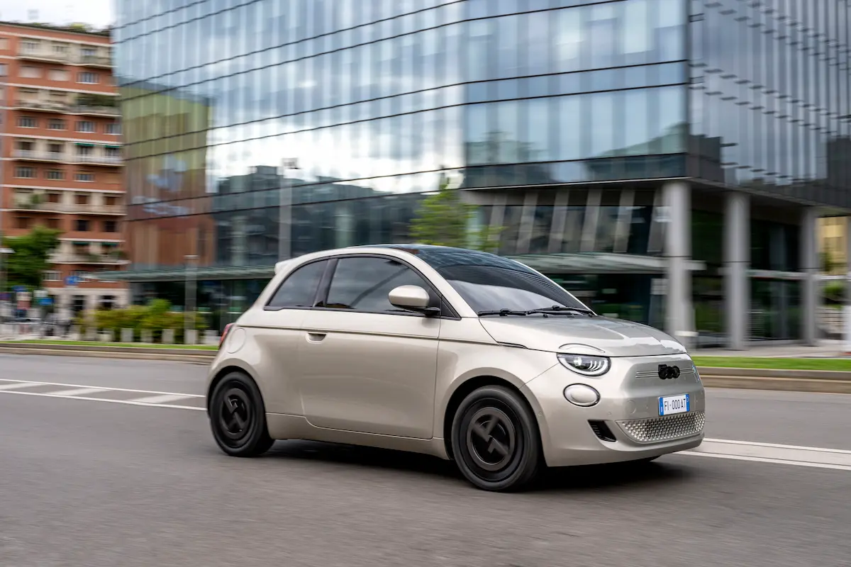 2025 Fiat 500e.
